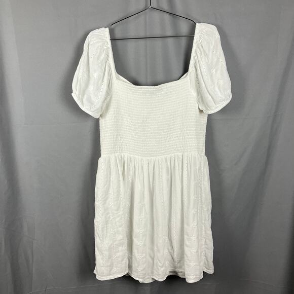 American Eagle Dress Size XL White Embroidered Eyelet Smocked Puff Cottagecore - Picture 5 of 6
